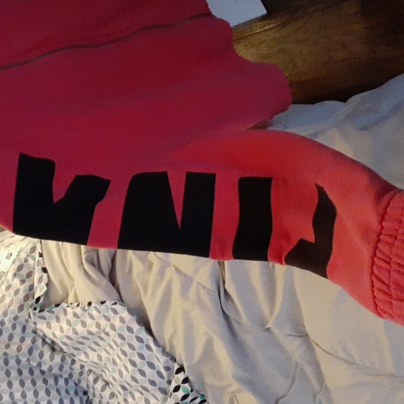 Pink zip hoodie - Picture 2 of 3